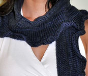 handknit ruffled scarf;