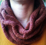 Tuesday Night Cowl free knitting pattern